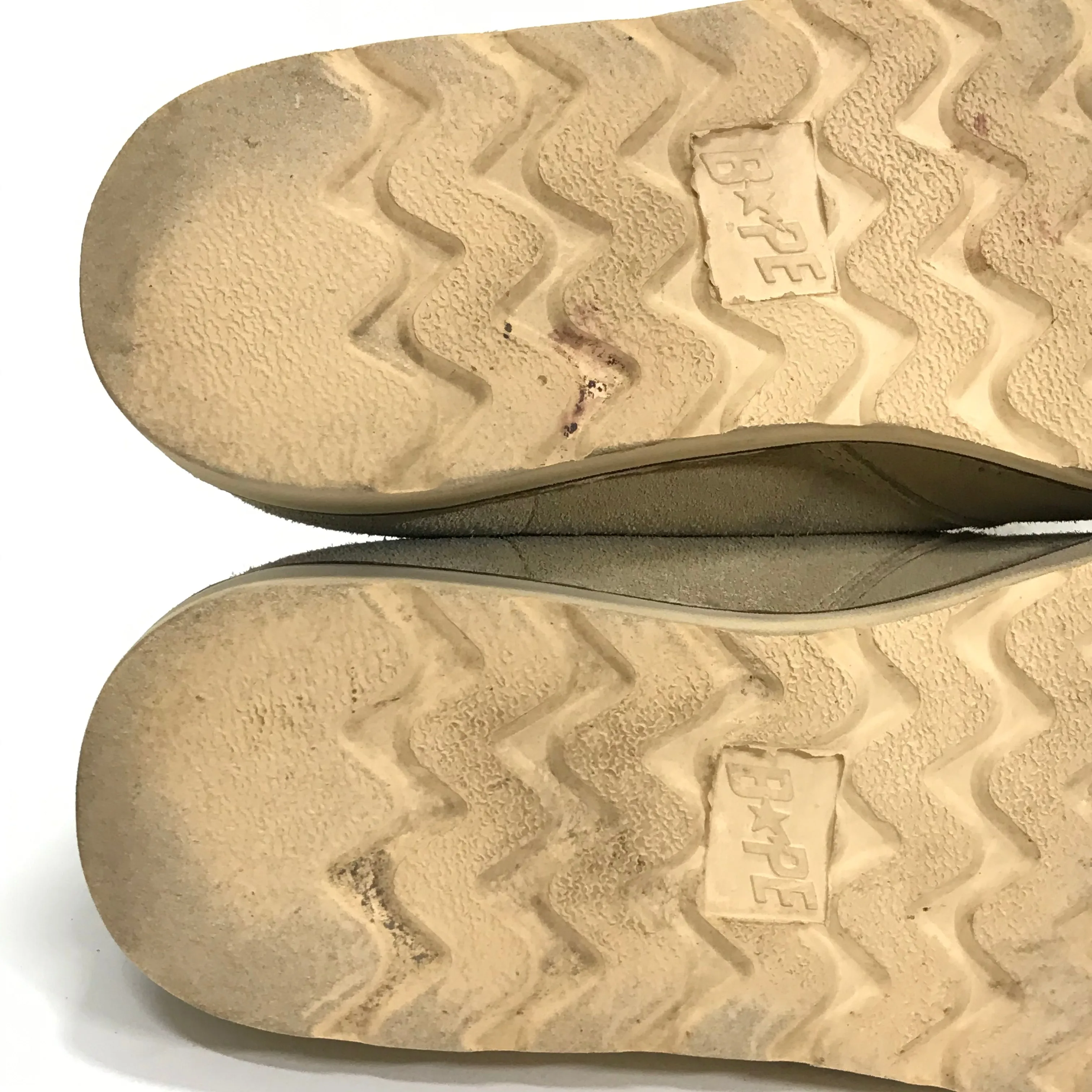 [10] A Bathing Ape Bape 3 Hole Desert Boots  hi