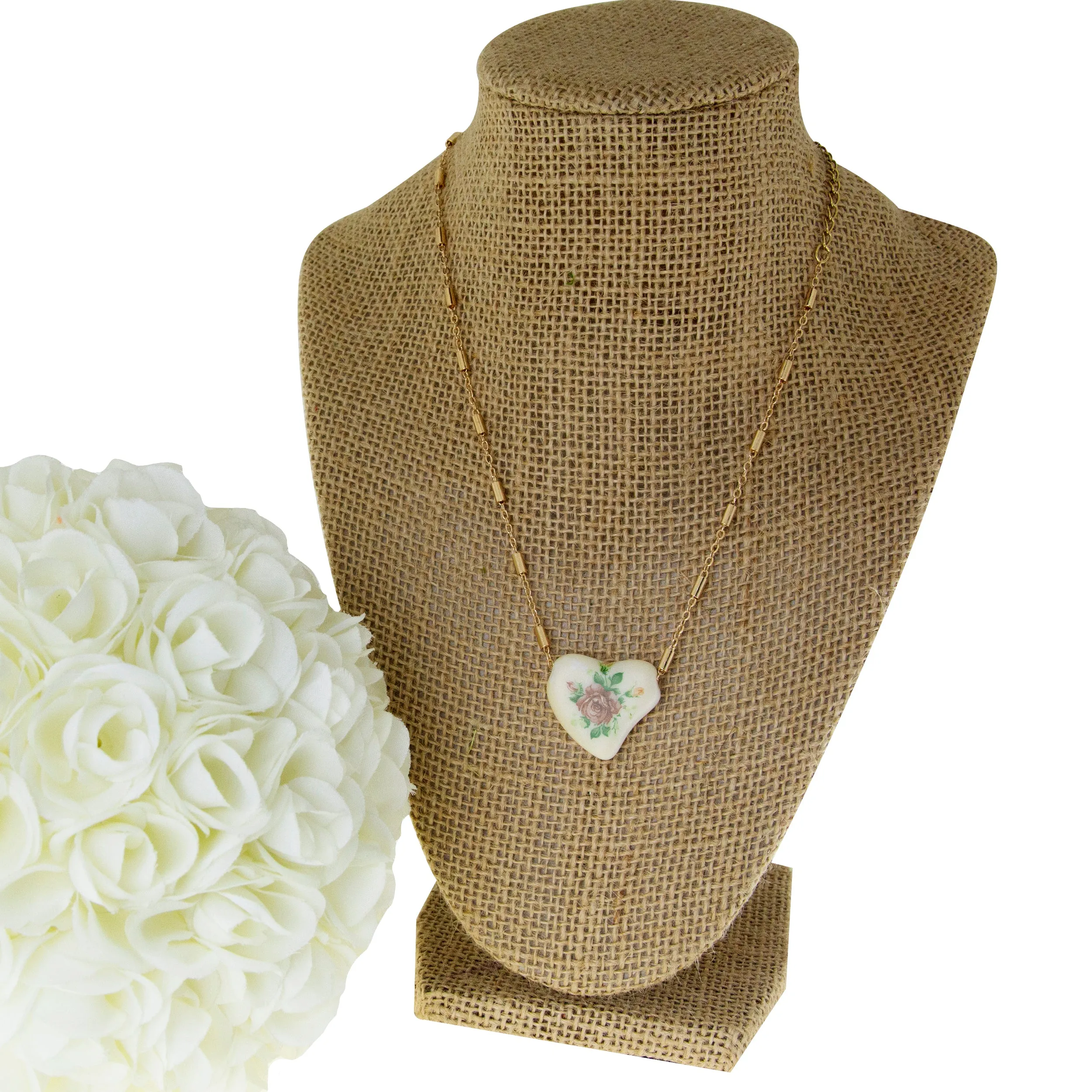 1928 Jewelry 85' Porcelain Heart & Rose Pendant Necklace 15"   3" Extension