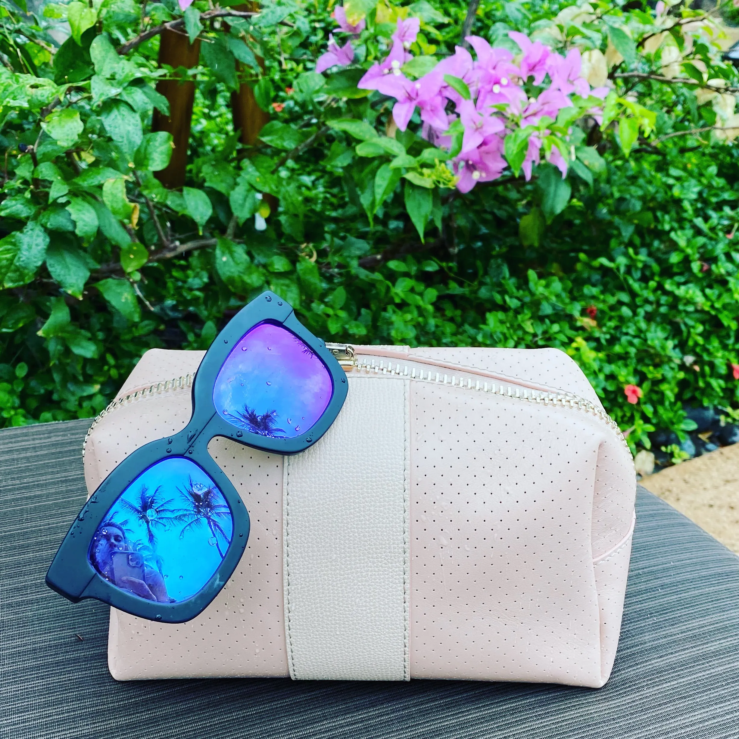24/7 Bag - Blush Leather/Gold Zipper