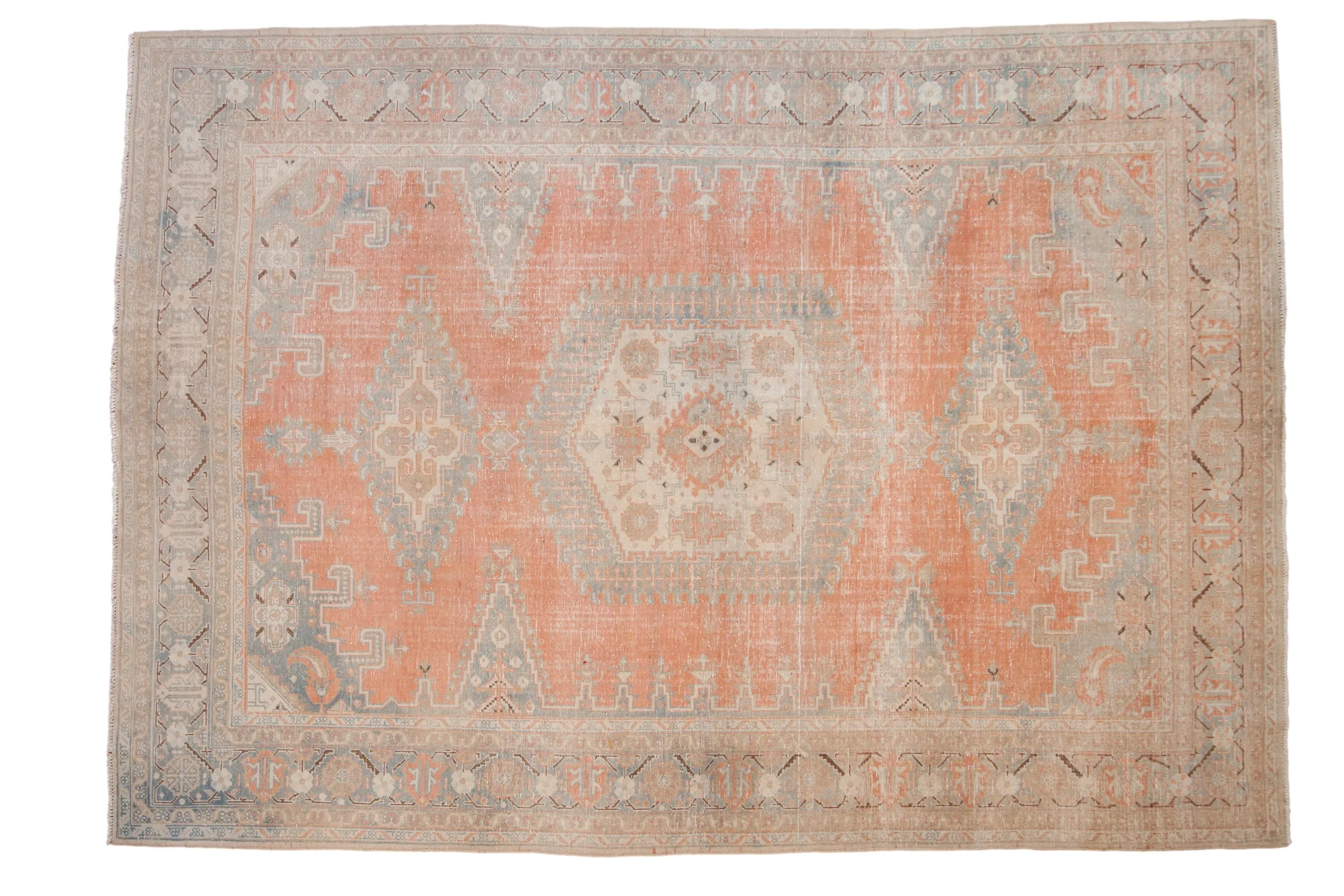 7.5x10.5 Vintage Distressed Veece Carpet