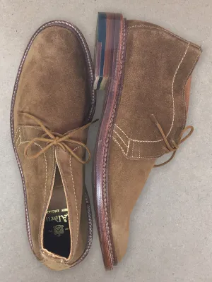 ALDEN Unlined Suede Chukka