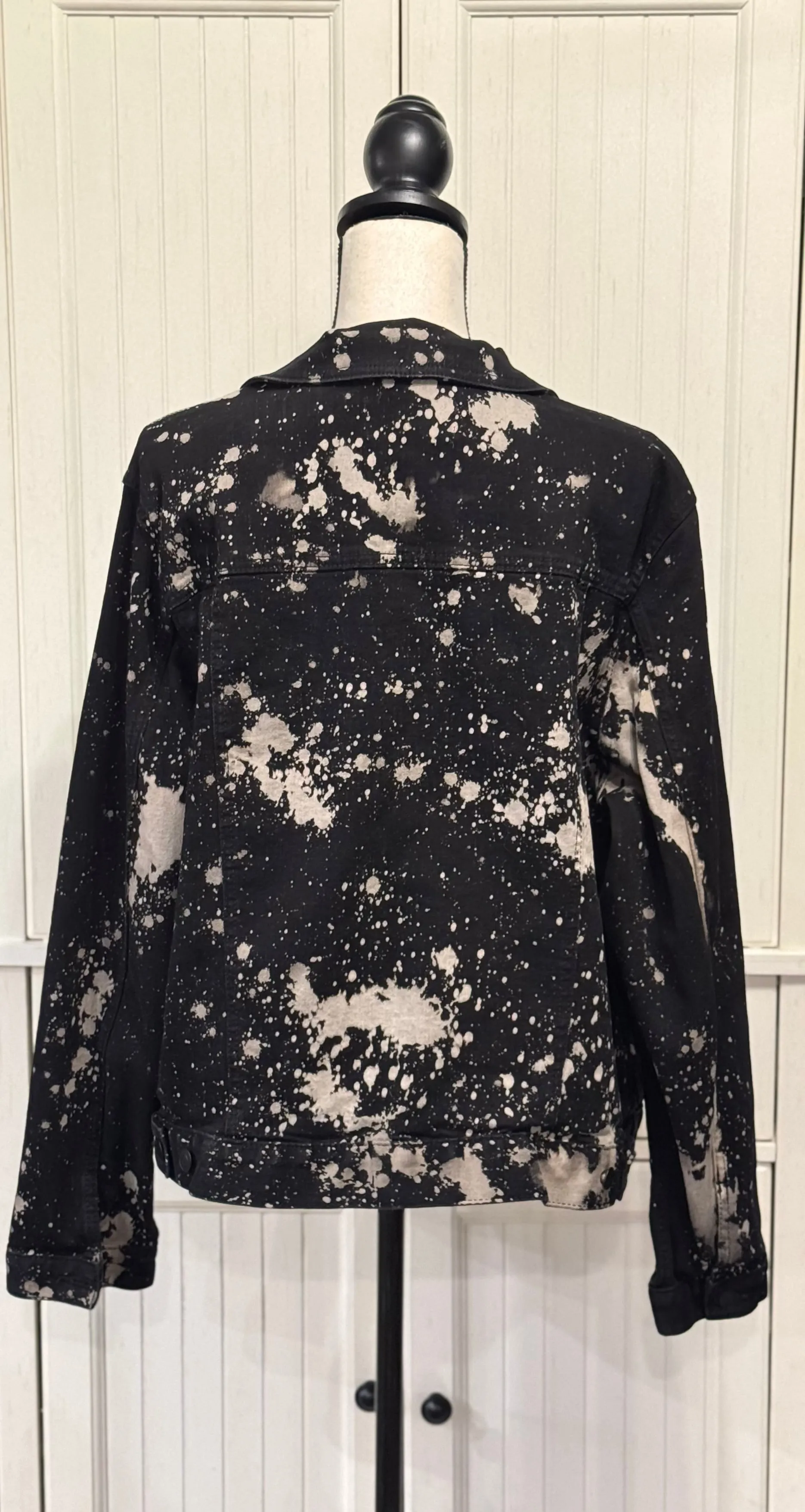Alice Distressed Denim Jacket ~ Women’s Size 2XL (20)