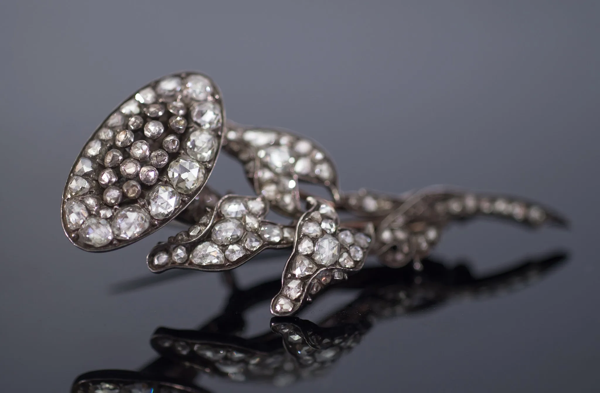 ANTIQUE ROSE CUT DIAMOND FLOWER MOTIF BROOCH