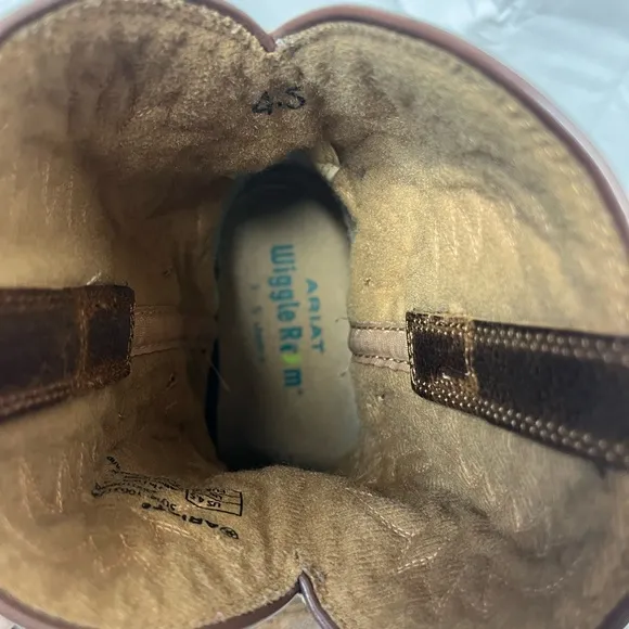 Ariat Cowboy Boots wiggle room Kids 4.5