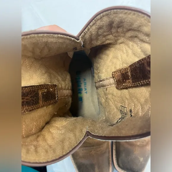 Ariat Cowboy Boots wiggle room Kids 4.5