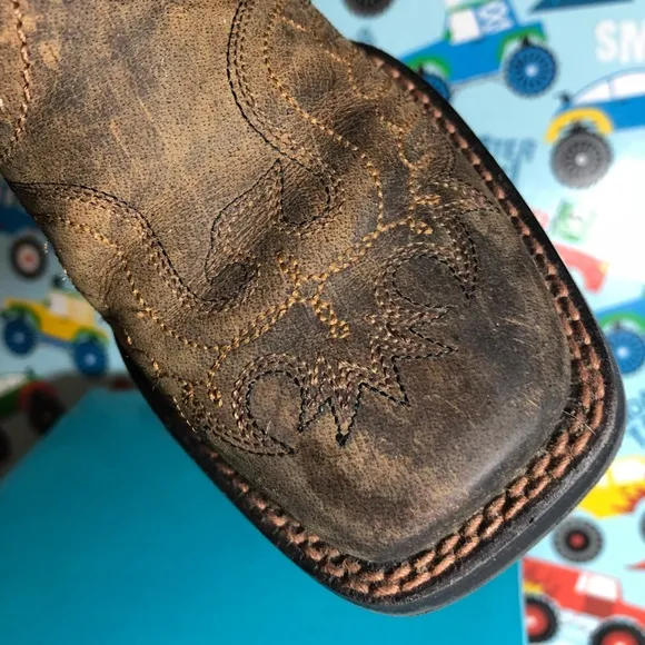ARIAT Honor KIDS Western Boots - Size 9.5