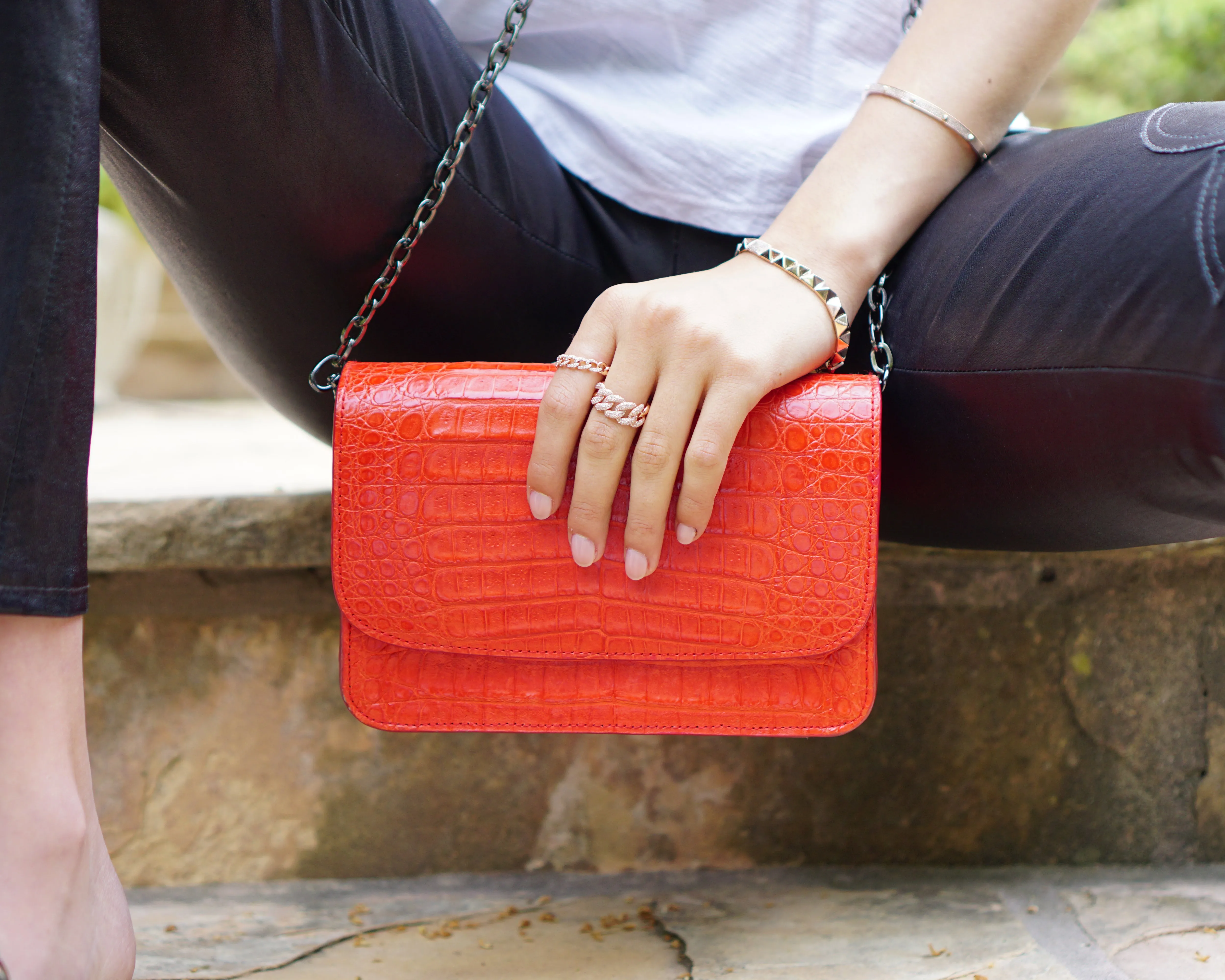 Aura Chain Bag