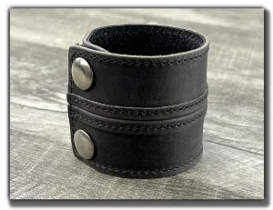 B-STOCK - "Straight Up" Leather Cuff - Small/Medium, Aged Steel