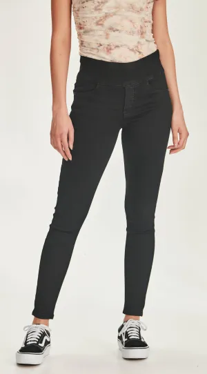 BELLA | Jean Black