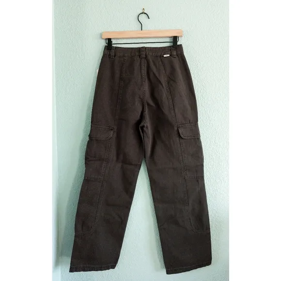 Billabong | NWT High Waisted Cargo Jeans