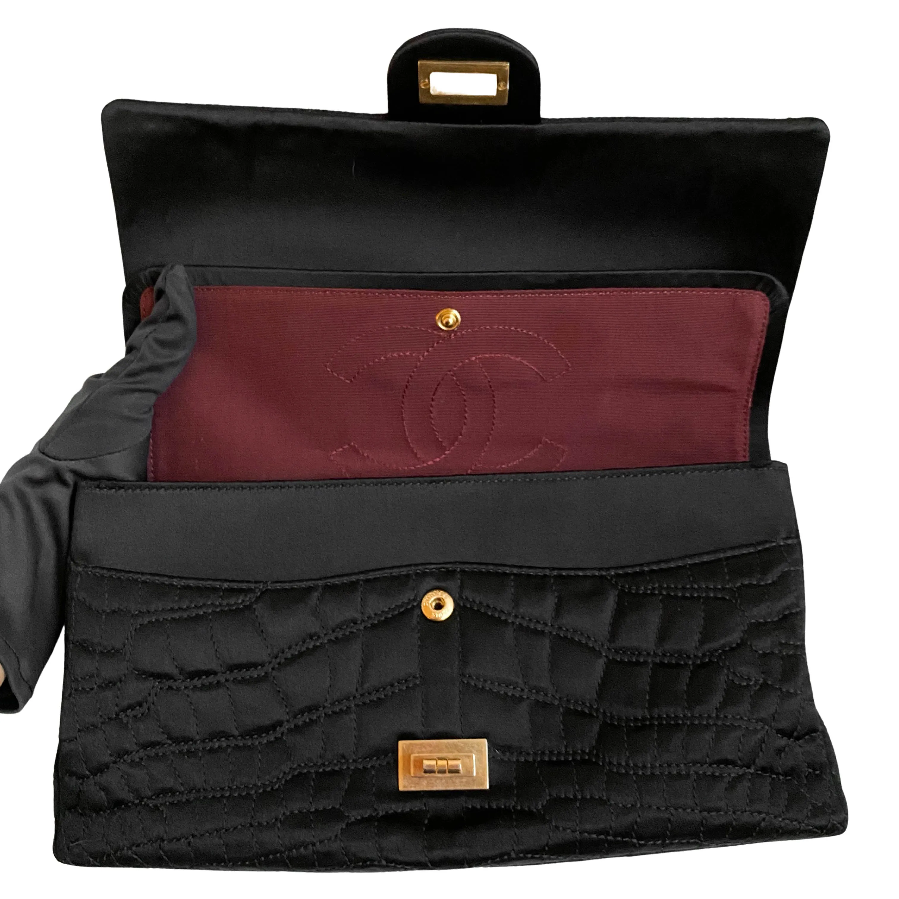 Black Satin Croc Embossed 2.55 Reissue Flap Bag Size 226