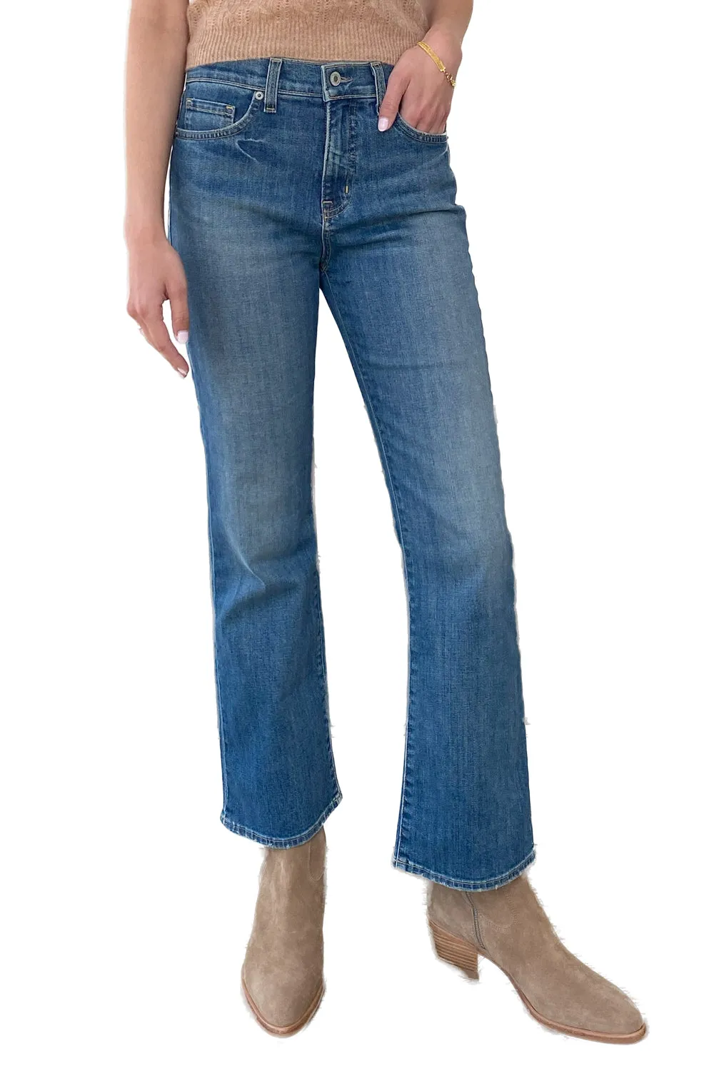 Boot Cut Jean in Classic Wash