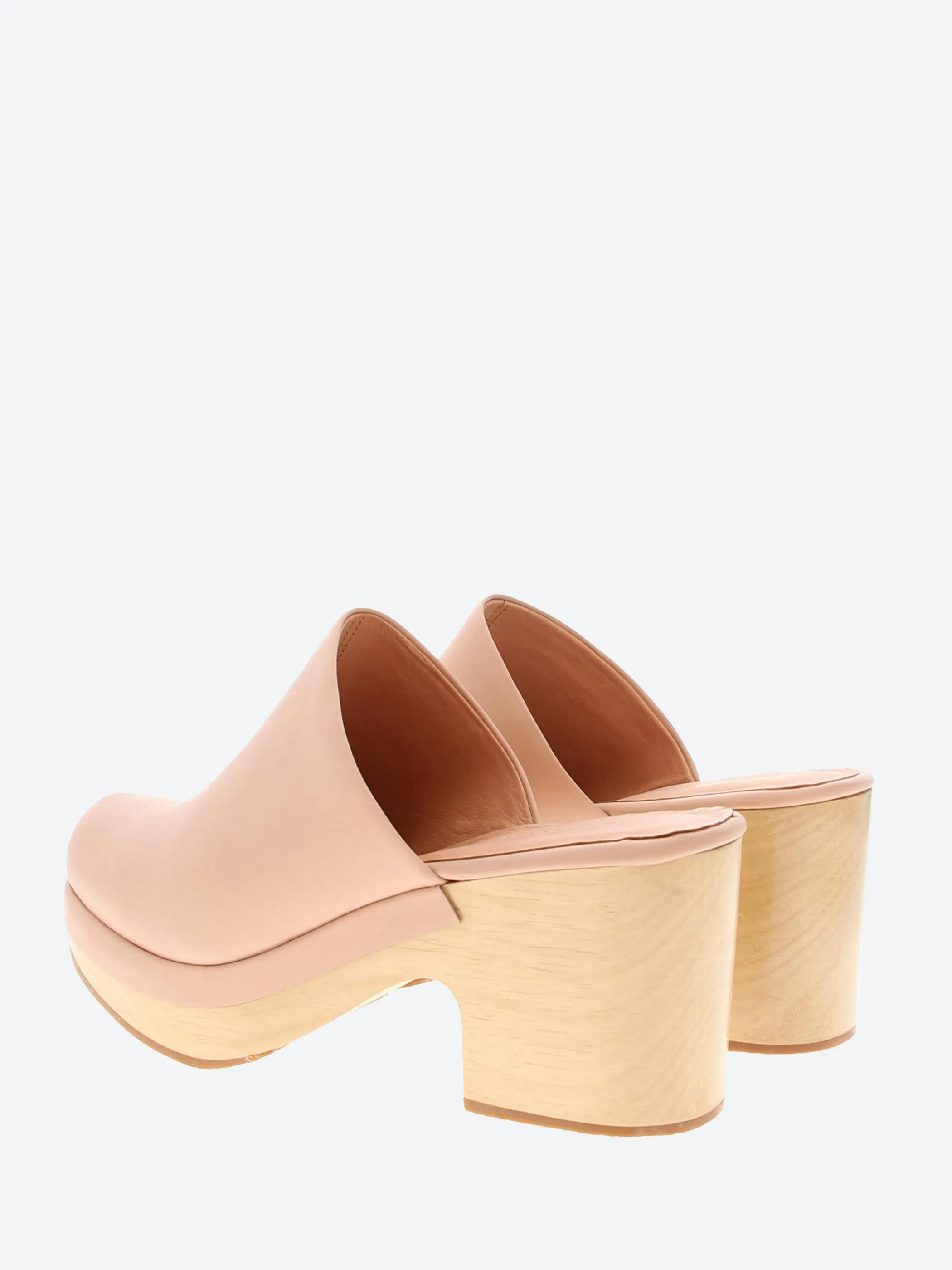 Bose Clog