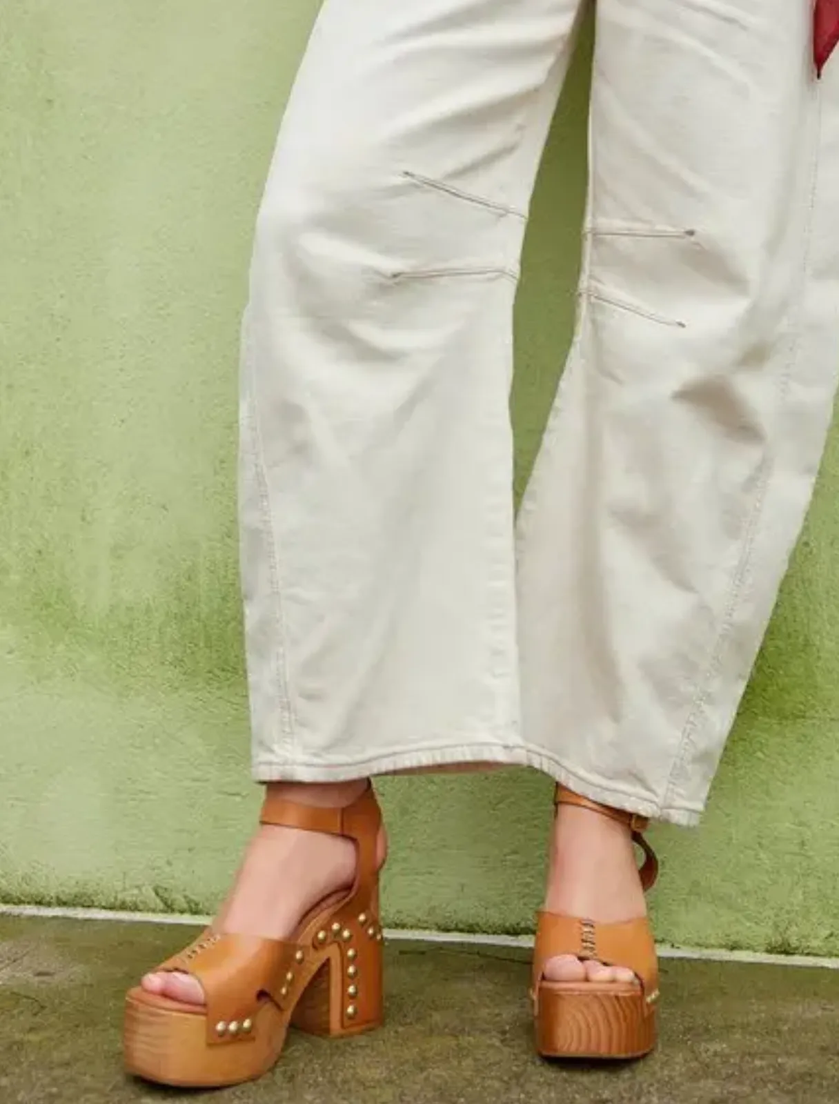Cecily Clog