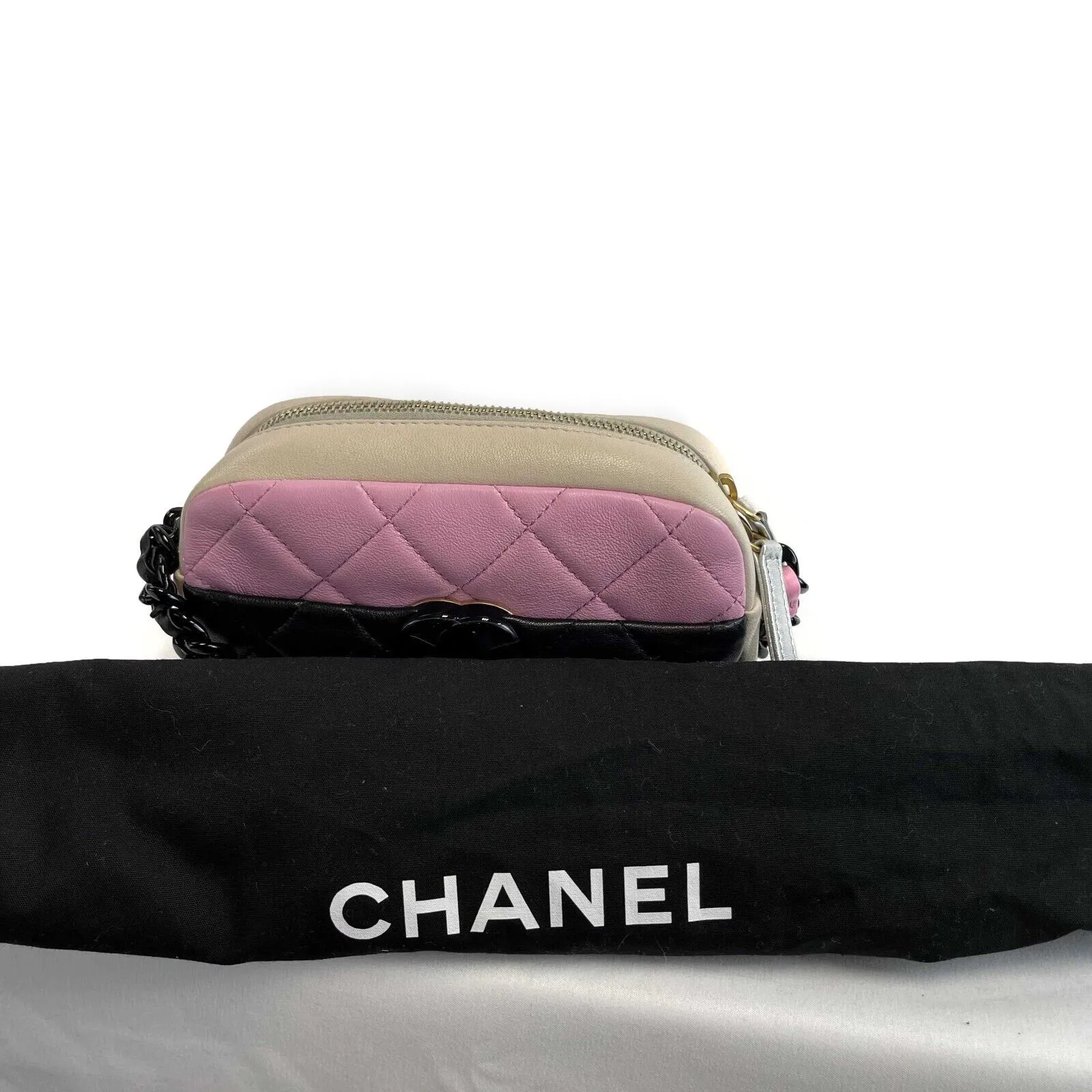 Chanel - Excellent - Mini Camera Case 23P - CC Color Block Crossbody