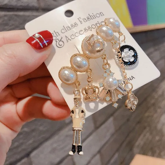 Classic Design Pin Brooches