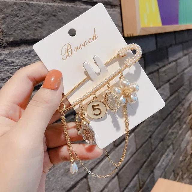Classic Design Pin Brooches