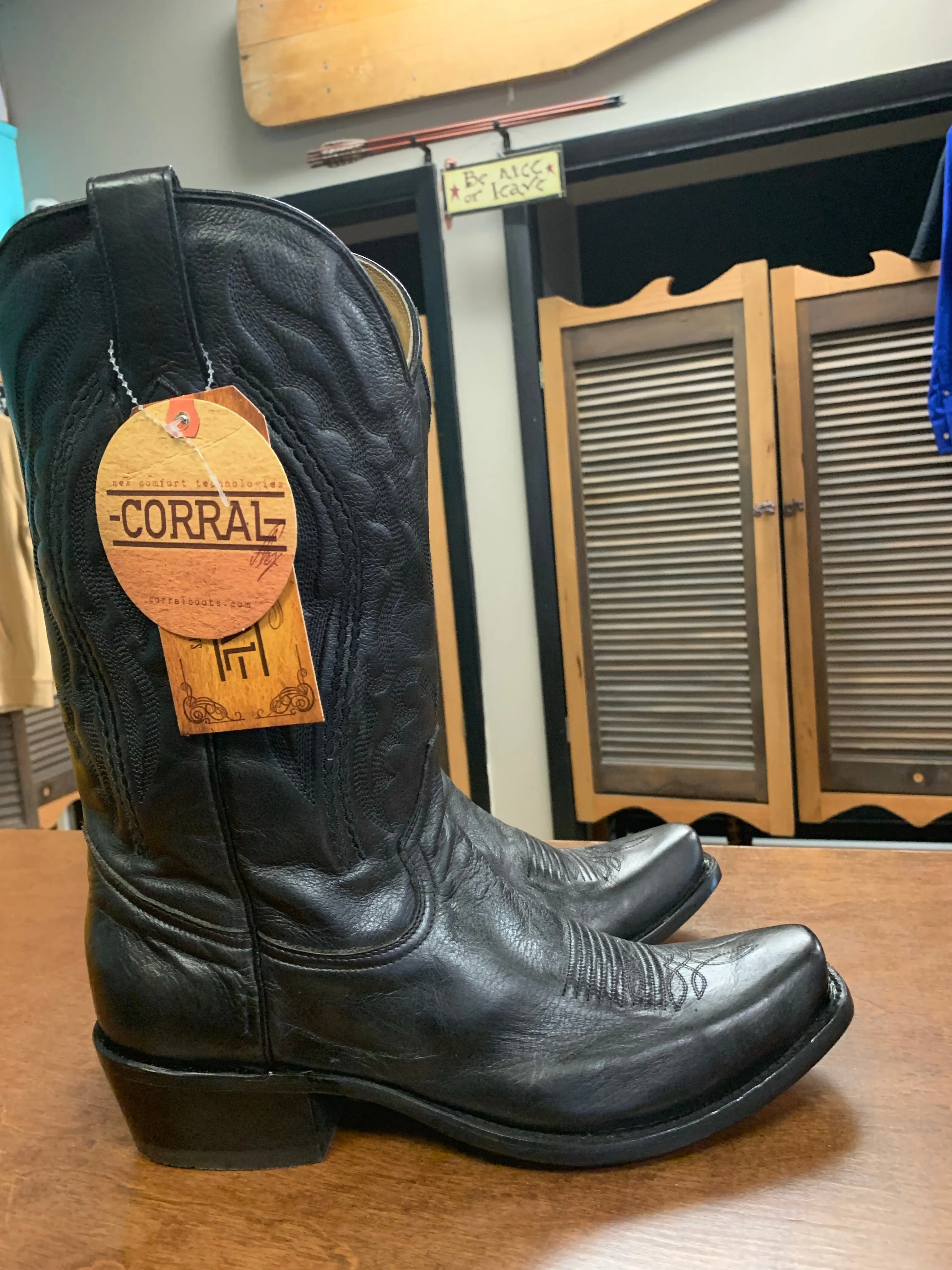Corral Black Embroidery Narrow Toe