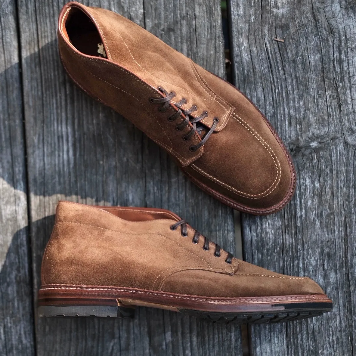 D2953C - Indy Chukka in Snuff Suede