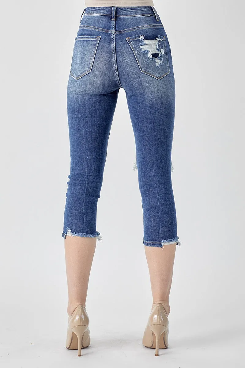 Dark High Rise Distressed Risen Capri 5/26/23 6336