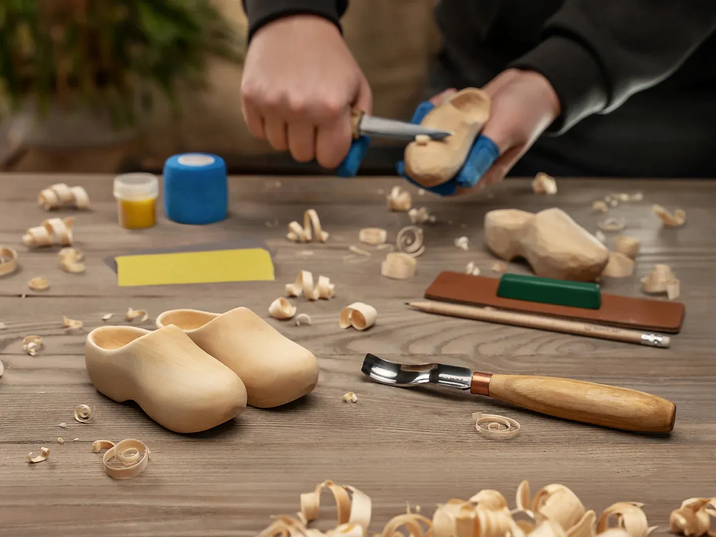 DIY10 – Wooden Clogs Carving Kit