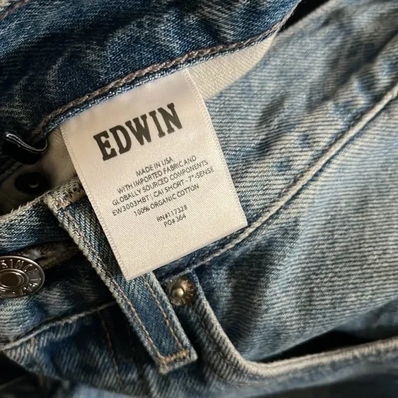 EDWIN Cai 7&quot; Short denim high waisted  size 24