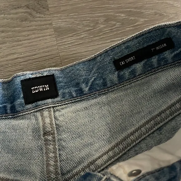 EDWIN Cai 7&quot; Short denim high waisted  size 24