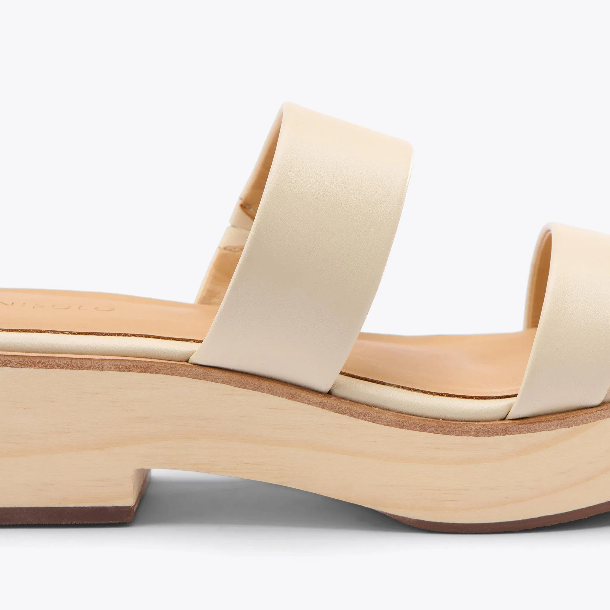 Ellie All Day Clog