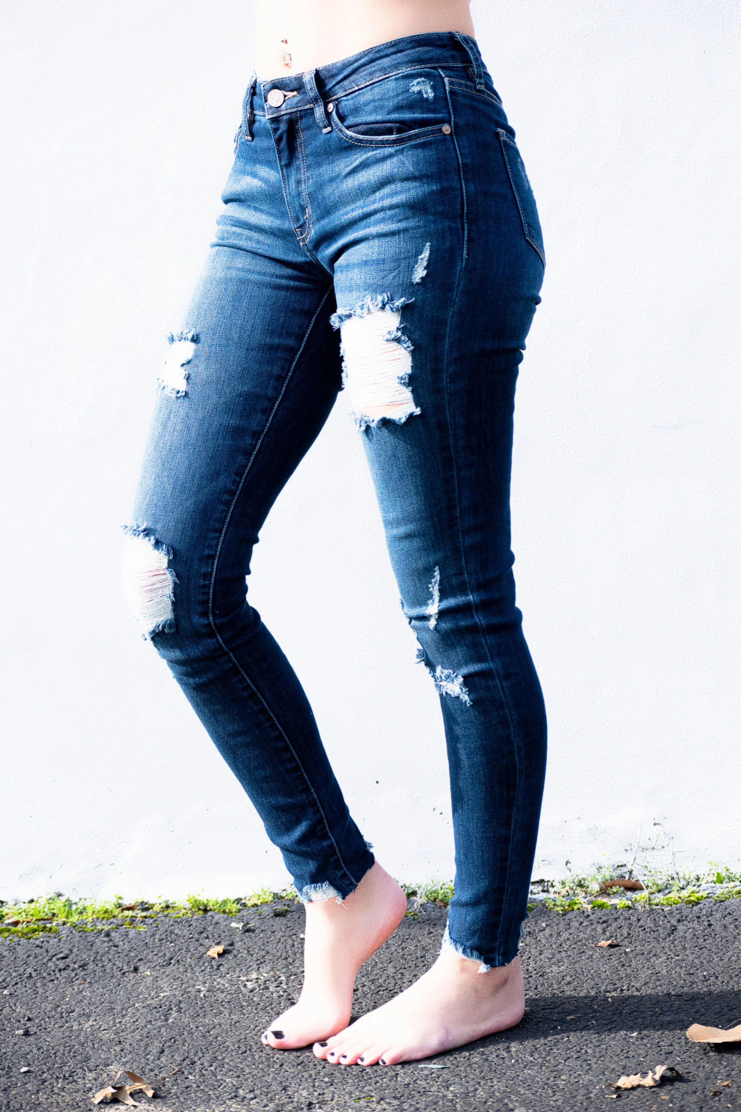 Ellie Distressed Kancan Jeans