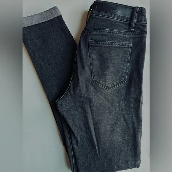Elwood Distressed‎ Black Denim Jeans, Rolled Cuff, Slim Fit Size 28