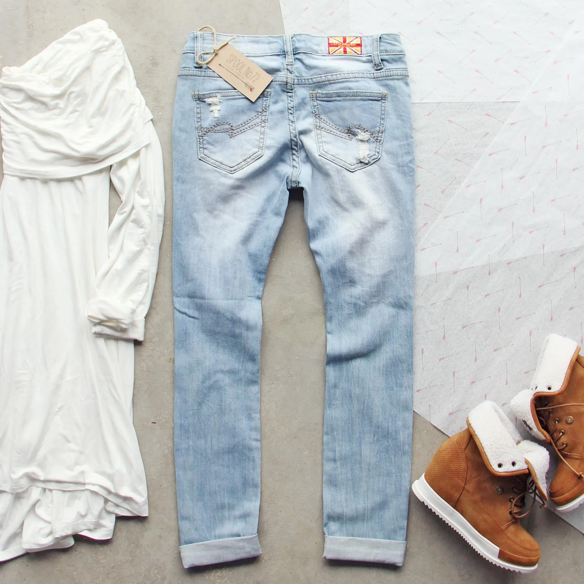 Eversage Distressed Jeans