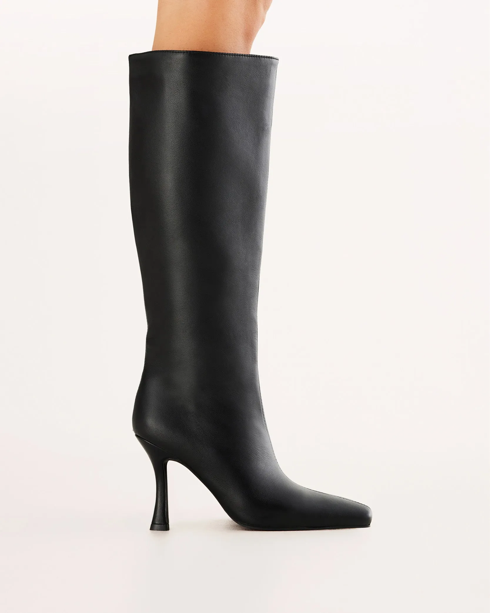 FINCH - BLACK