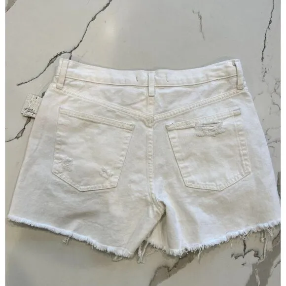 Free People NWT Distressed Denim Short in White Size 27