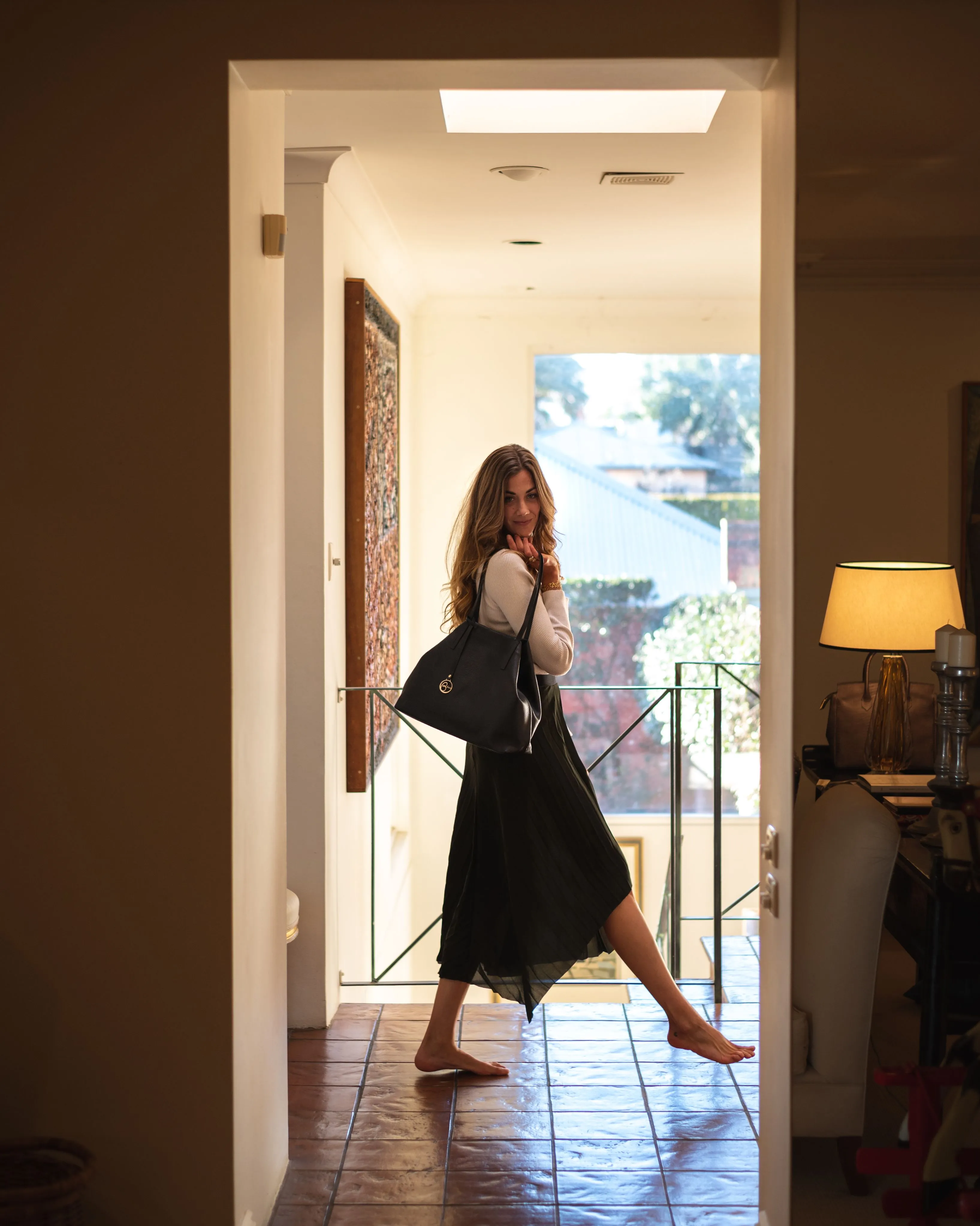 Frida Tote leather bag black