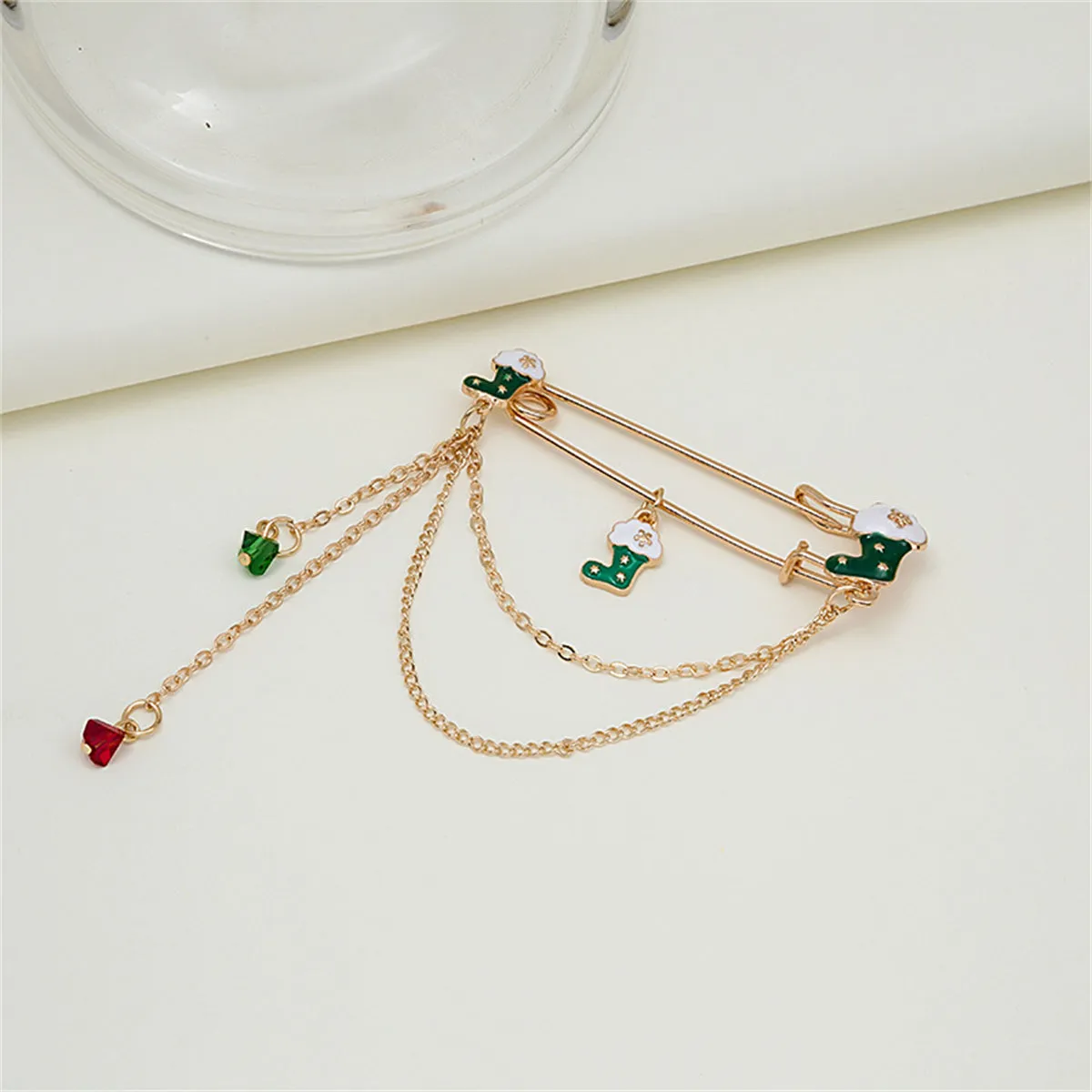 Green Enamel & Acrylic 18K Gold-Plated Stocking Pin Chain Brooch