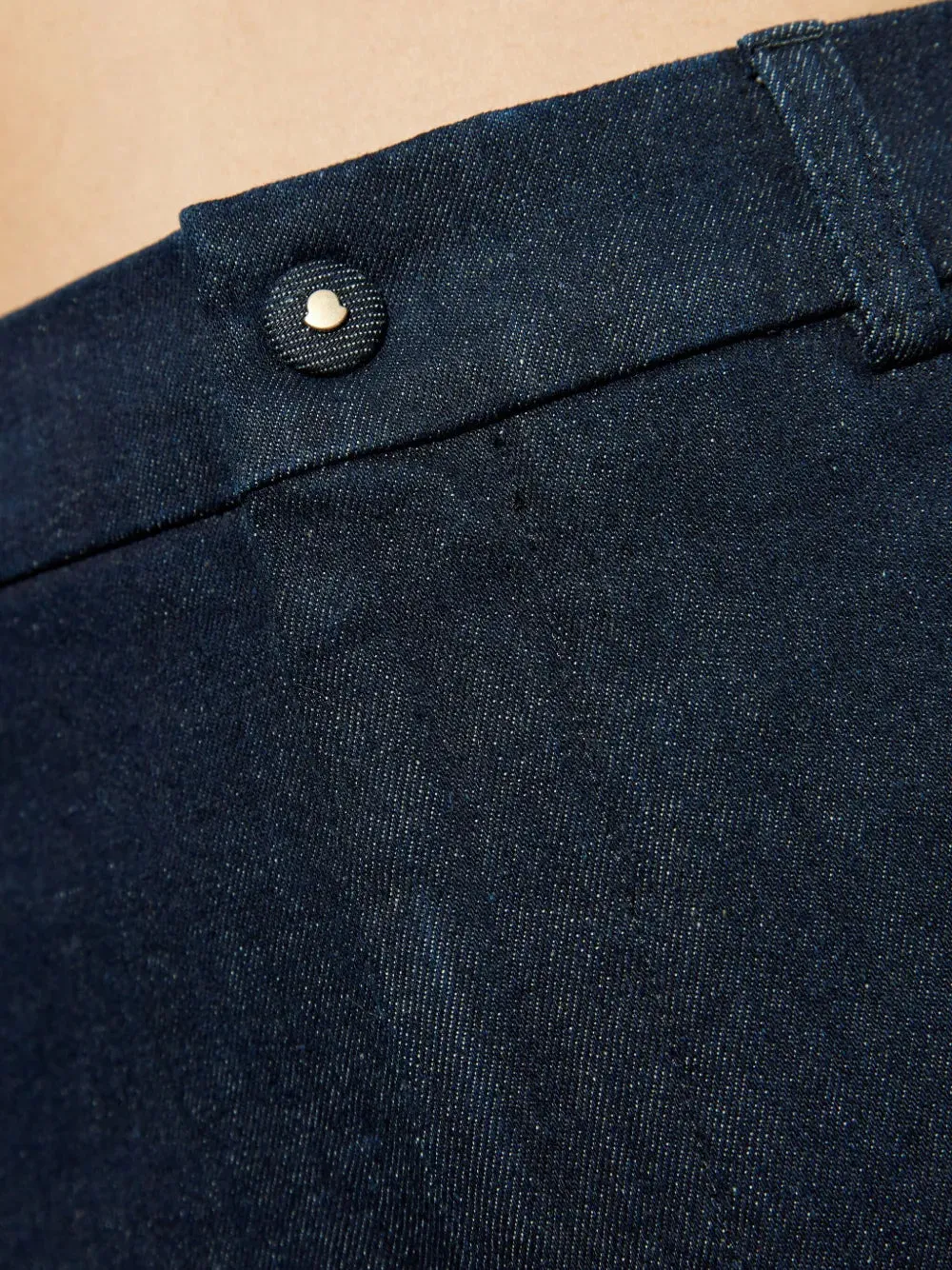 high-waisted jeans