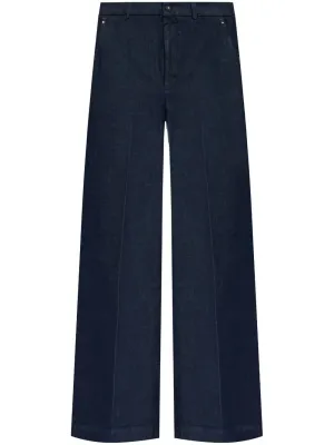high-waisted jeans