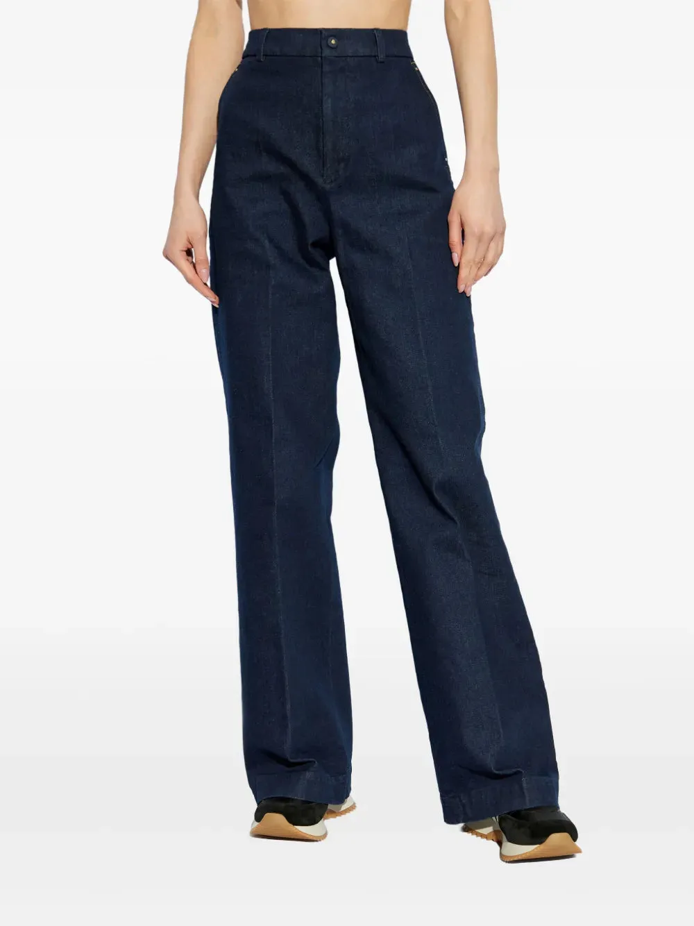 high-waisted jeans