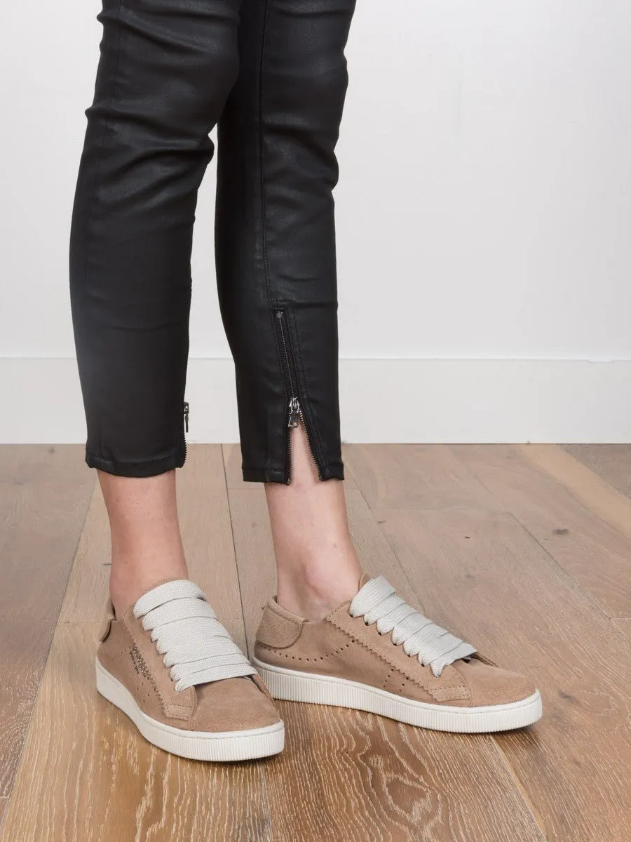 ingenue jean - sharkskin