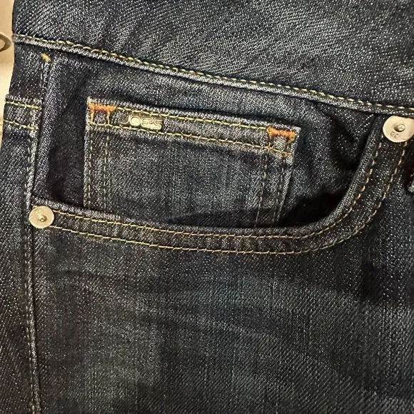 Joe’s bootcut denim, honey fit with Miranda wash.  Worn one time.  Size 29.