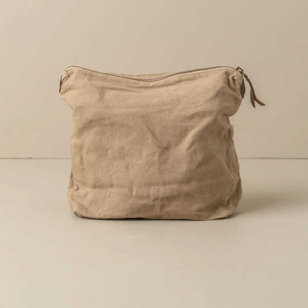 Journey Makeup Canvas Bag / Clay