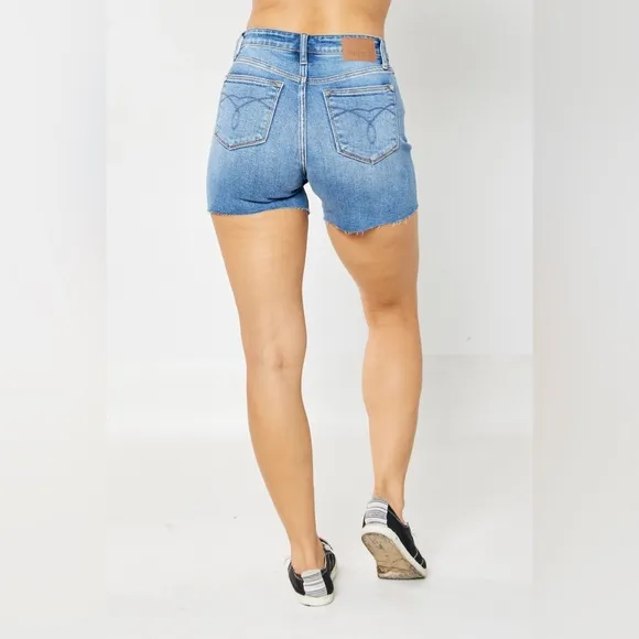 Judy Blue 2XL denim jean shorts hi waist raw hem medium wash JB15277 MD NWT