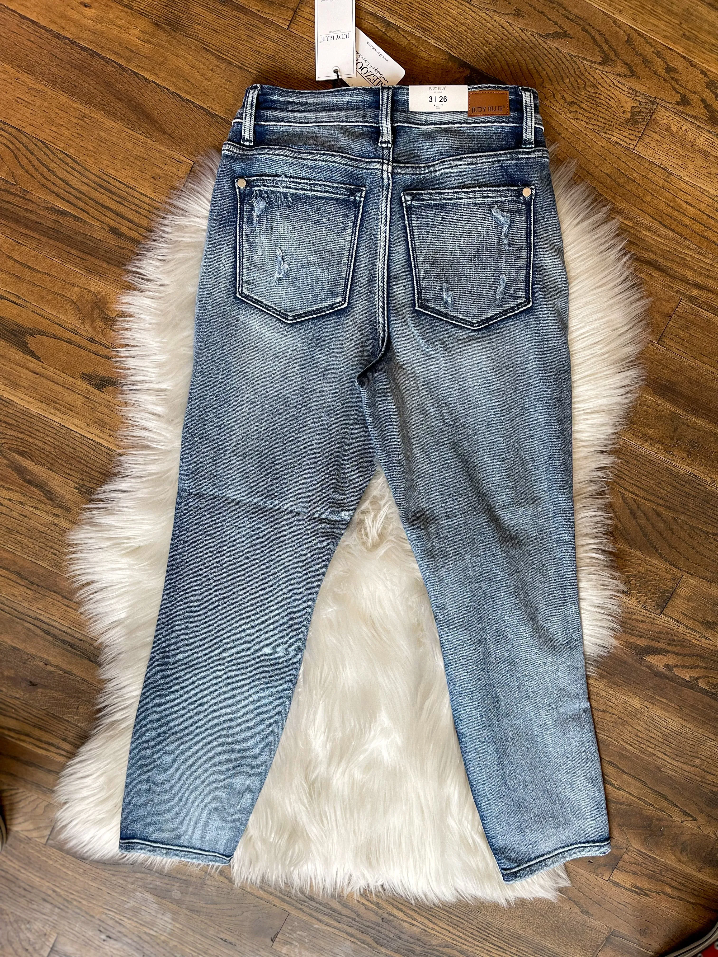 Judy Blue || Hope Hi Rise Destroyed Boyfriend Jean