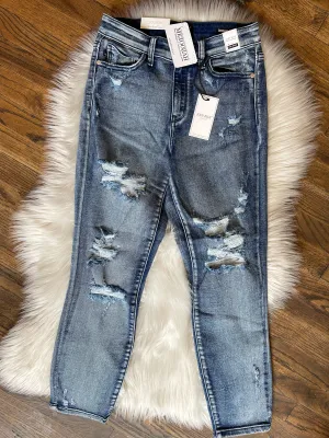 Judy Blue || Hope Hi Rise Destroyed Boyfriend Jean