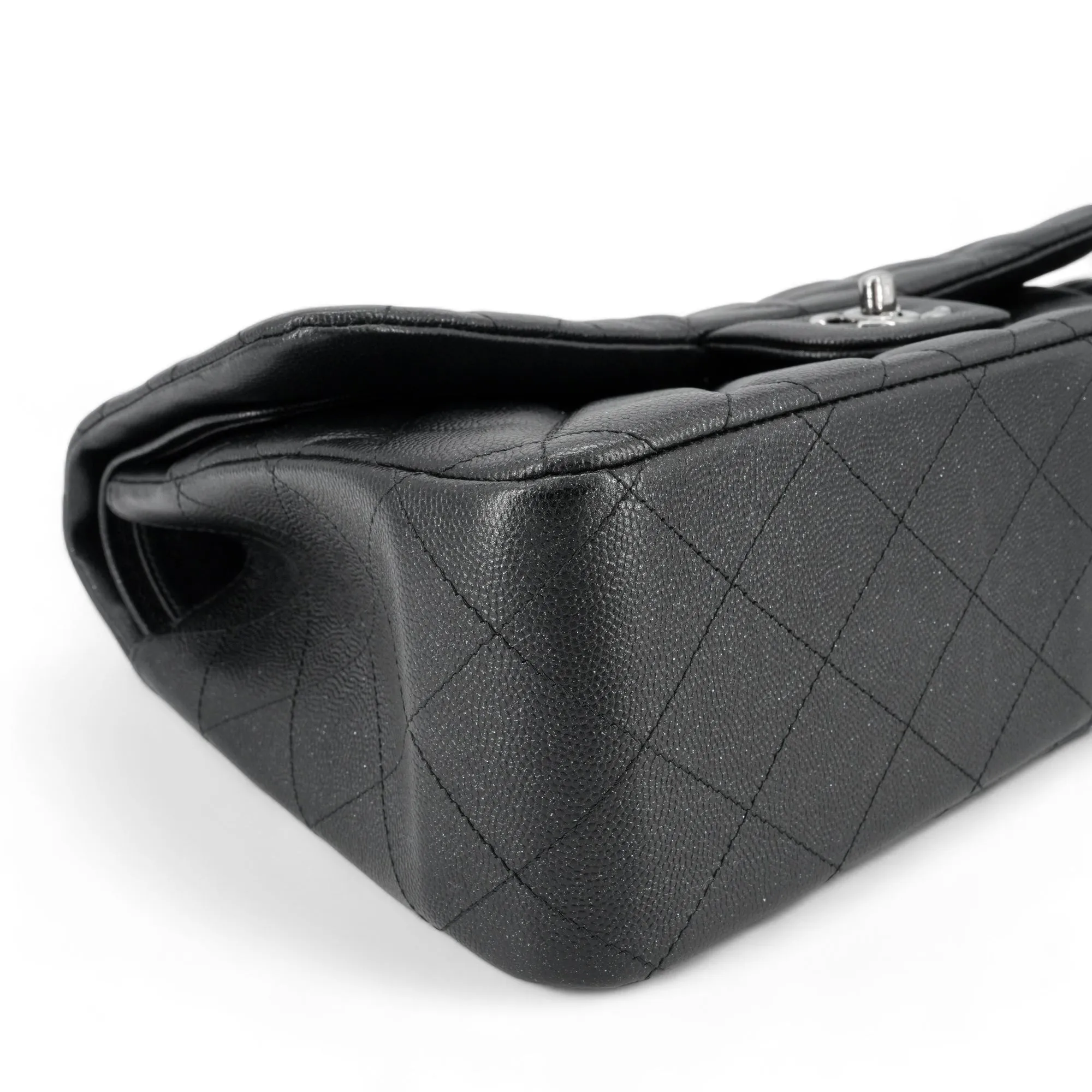 Jumbo Classic Double Flap Bag in 18C Iridescent Black Caviar