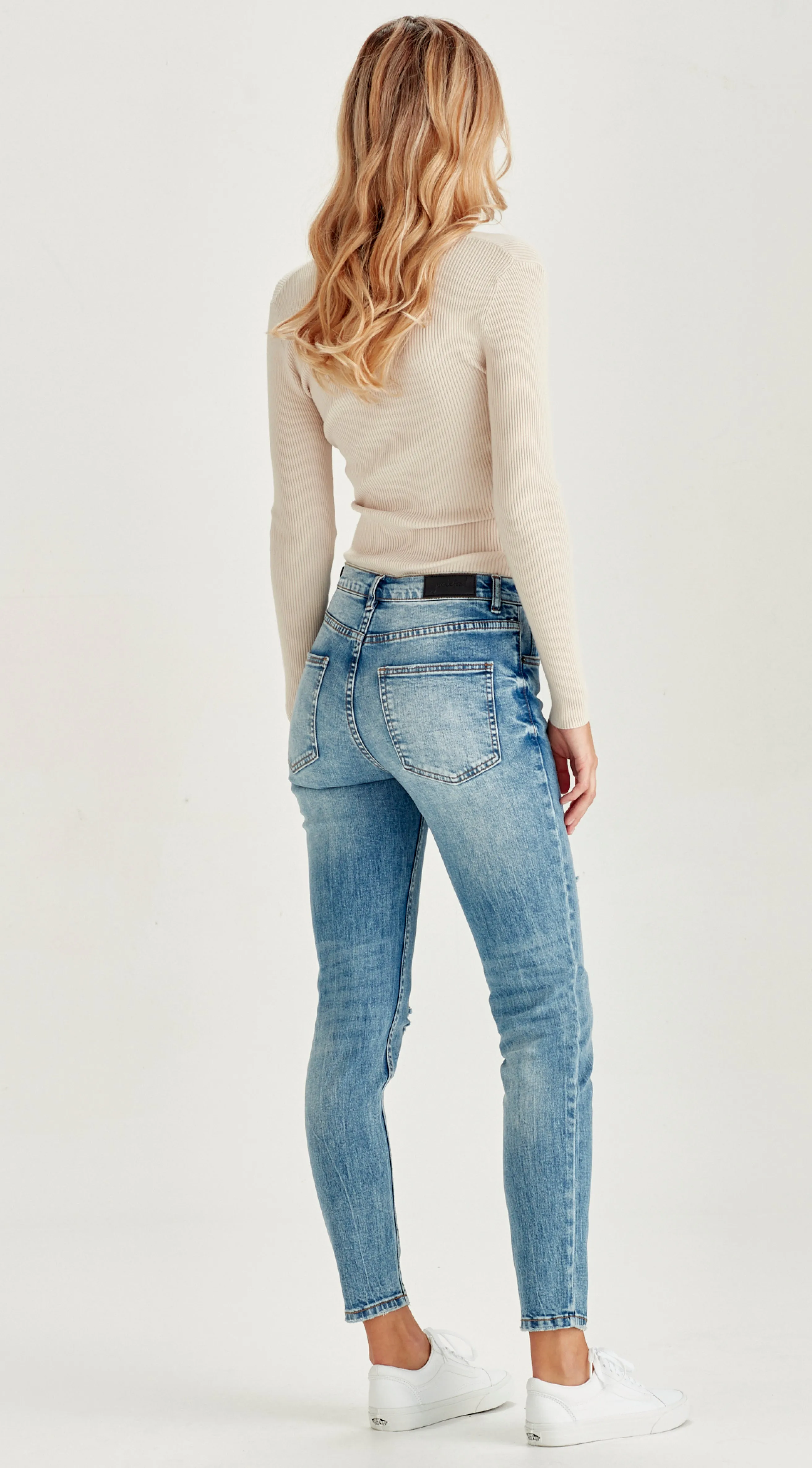 KAITLIN | Jean Blue