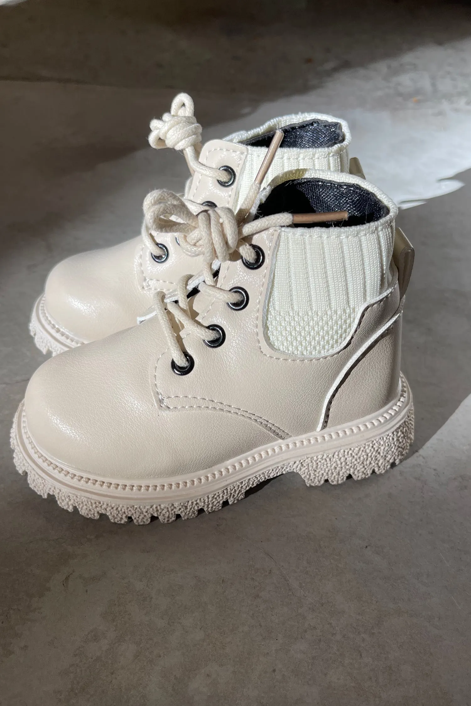 Kids Desert Boots in Sand
