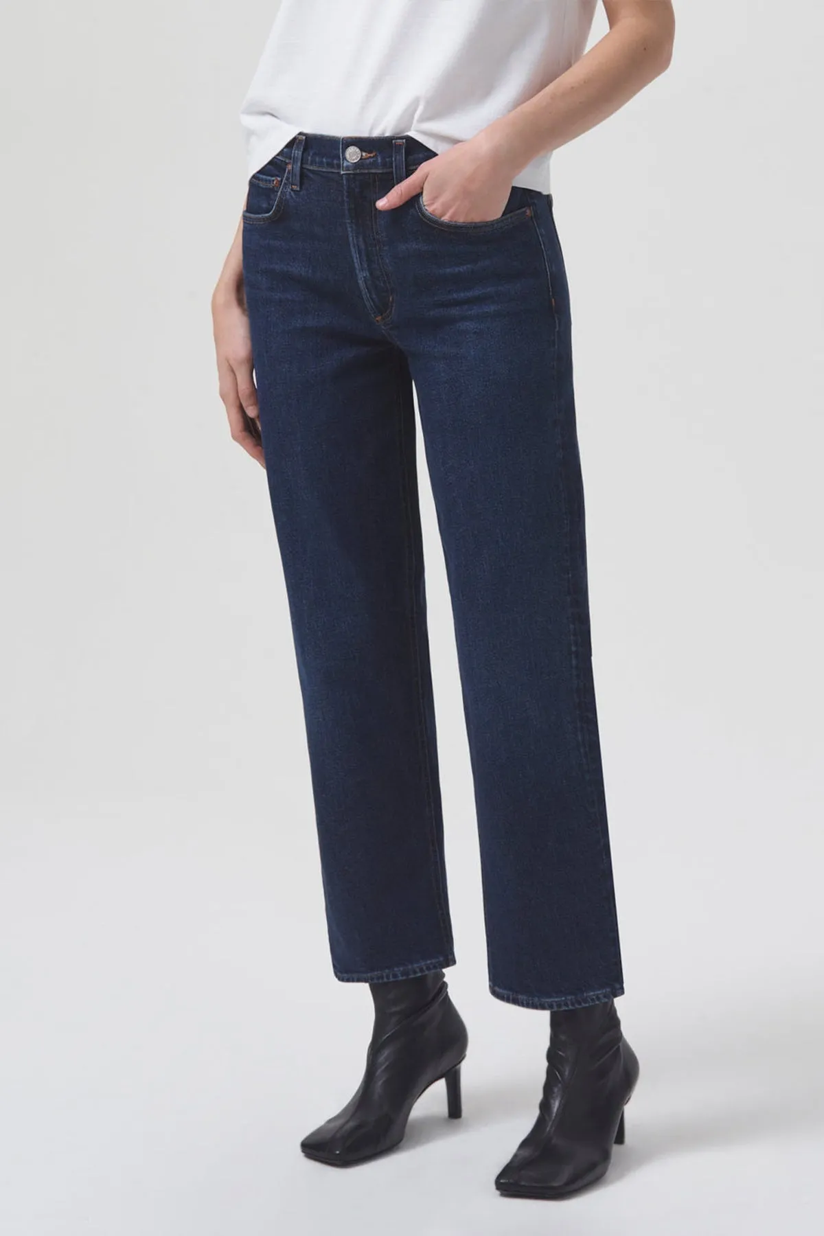Kye Mid-Rise Straight Crop Jean in Song