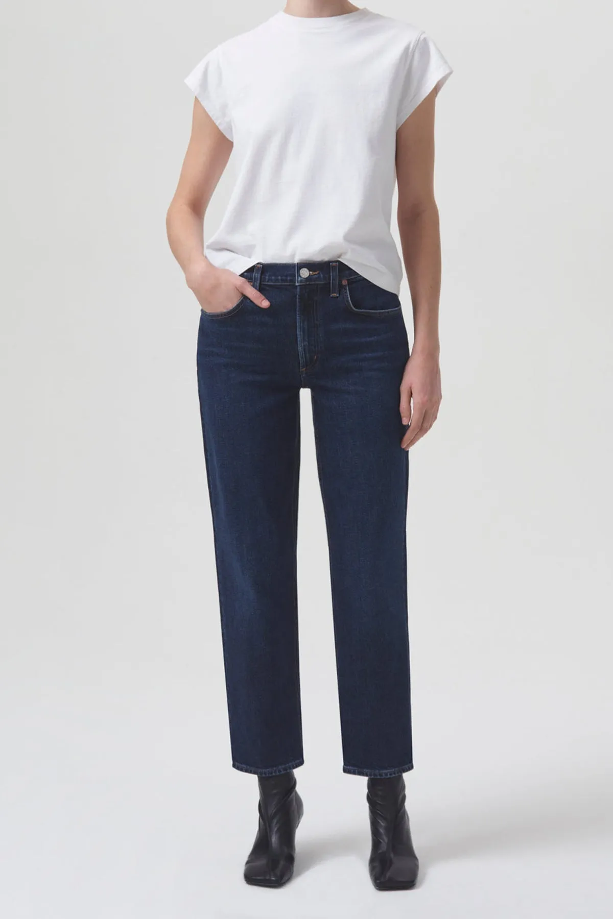 Kye Mid-Rise Straight Crop Jean in Song