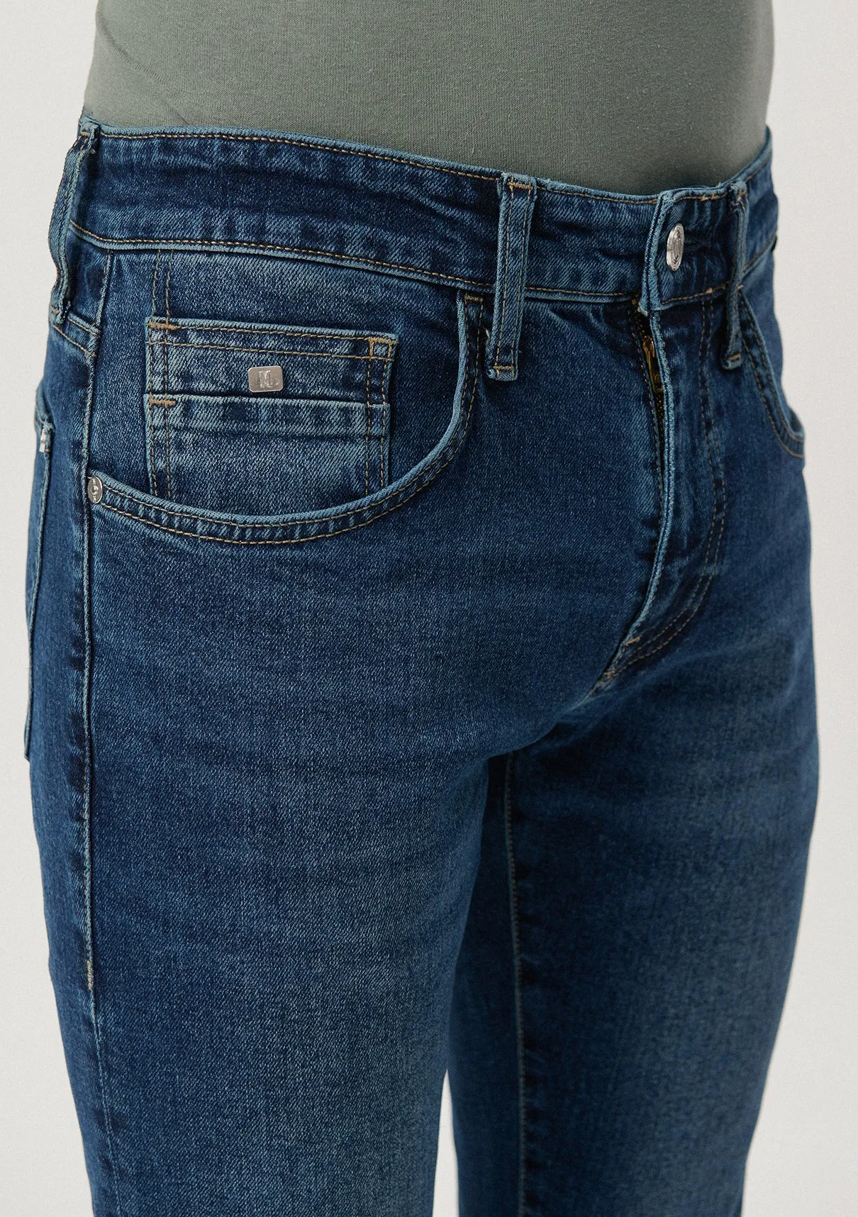 Leo Dark Vintage College Jean Pants